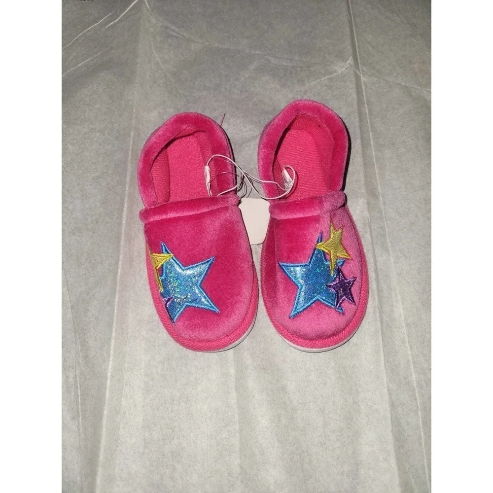 Baby girl slippers small 11-12 Pink With Stars